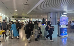 Sân bay Tân Sơn Nhất tăng cường phòng, chống dịch Nipah, siết kiểm soát y tế hành khách