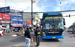 Gia Lai: Bị xe khách tông trúng, người phụ nữ đi xe máy tử vong tại chỗ