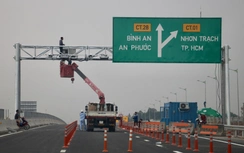 Lắp đặt hệ thống thu phí không dừng phục vụ khai thác cao tốc Biên Hòa - Vũng Tàu