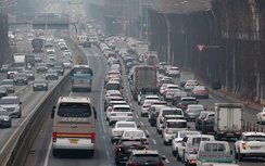 Cao tốc ở Hàn Quốc "tăng nhiệt" trong ngày đầu tiên nghỉ tết Nguyên đán