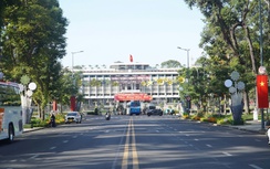 Sân bay Tân Sơn Nhất "tăng nhiệt", đường phố TP.HCM thông thoáng lạ thường