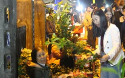 Độc đáo phiên chợ mỗi năm chỉ họp một lần vào đêm mùng 2 Tết ở Quảng Trị