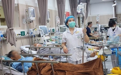 Cấp cứu tại Bệnh viện Bạch Mai tăng đột biến trong Tết