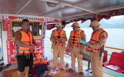 Phú Thọ: Xử lý 19 trường hợp vi phạm an toàn giao thông trên sông Đà