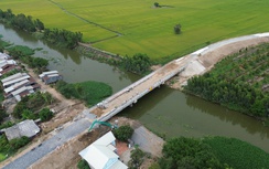 Đồng Tháp: Thiếu vật liệu, đường gần 1.000 tỷ đồng có cán đích đúng hẹn cuối năm 2026?