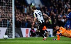 Thắng tối thiểu Chelsea, Newcastle vươn lên nửa trên bảng xếp hạng