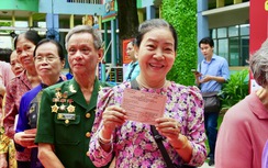 Trong ngày hội non sông, cử tri TP.HCM gửi gắm niềm tin qua từng lá phiếu