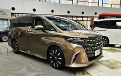 Những mẫu xe hybrid bán chạy hơn phiên bản máy xăng