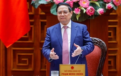 Thủ tướng: Dứt khoát không để thiếu xăng dầu, xem xét bố trí ngân sách hỗ trợ bình ổn giá
