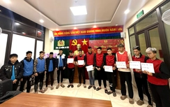 Tạm giữ hình sự 12 thanh thiếu niên đuổi đánh nhau trên đường ở Hải Phòng