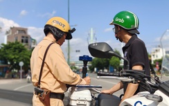 TP.HCM: Xử lý hơn 100 xe máy vi phạm biển cấm ở giao lộ Phạm Văn Đồng - đường sắt Bắc Nam