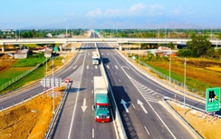 Cục Đường bộ cảnh báo tiến độ trạm dừng nghỉ cao tốc Cam Lâm - Vĩnh Hảo