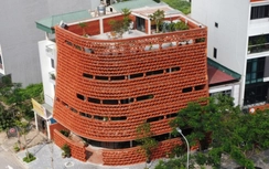 Định vị bản sắc từ vật liệu gạch, ngói