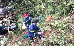 Quảng Ngãi: Xe tải lao xuống vực trên đèo Vi Ô Lắk, ba người thương vong