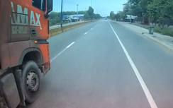 Tài xế xe ben che biển số, lấn làn, chèn ép ô tô khác