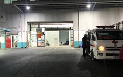 Sập trần nhà kho ở TP.HCM làm 4 người rơi từ độ cao 10m, 1 người tử vong