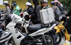 Bộ Công thương: Xuất hiện tình trạng người dân Campuchia, Lào sang Việt Nam mua xăng dầu