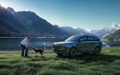 JAECOO 5 SHS-H SUV hybrid có thể đi 980km sau một lần sạc