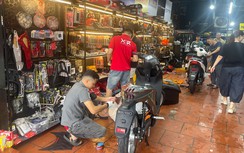 Mối nguy từ dịch vụ "độ" xe máy điện