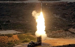 Vì sao Nga dỡ lệnh cấm bán tên lửa S-300 cho Iran?