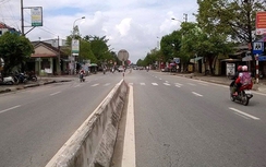 Nguy hiểm ngã ba QL1 thị xã Hương Thủy