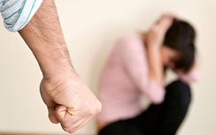Nhức nhối 58% phụ nữ có chồng bị bạo hành