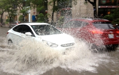 Cẩn trọng lái xe trên đường khi trời mưa