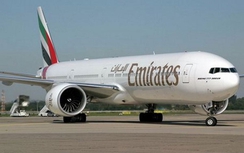 Bay thường lệ đến VN, hàng không Emirates xin giảm giá dịch vụ