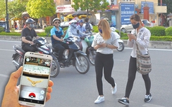 Hiểm họa chơi Pokemon mất an toàn giao thông