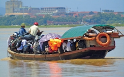 Chủ đò không nhắc, hành khách chẳng màng đến áo phao