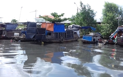 TP.HCM tràn lan bến thủy không phép