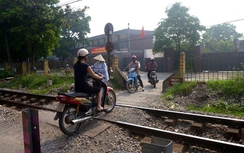 Vì sao tai nạn đường sắt Nam Định tăng cao?
