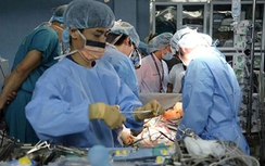 Thủ tướng gửi thư khen Bệnh viện 103 sau ca ghép phổi