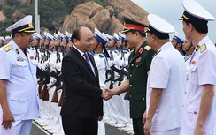 Thủ tướng dự lễ thượng cờ tàu ngầm Kilo thứ 6