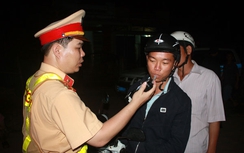 Trắng đêm phạt “ma men” ở Bình Định