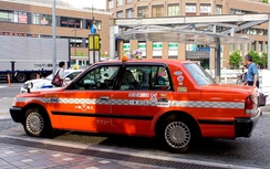 Tokyo hạ sàn giá vé để kích cầu taxi