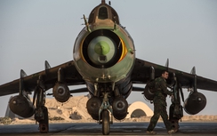 Syria giấu máy bay chiến đấu trong căn cứ quân sự Nga