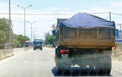 Thâm nhập “cung đường” xe quá tải hoành hành Quảng Nam