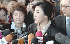 Thái Lan phong tỏa 7 tài khoản ngân hàng, bắt phạt bà Yingluck