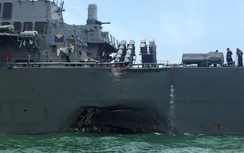 Tàu chiến USS John S McCain gặp nạn làm giảm nhuệ khí quân Mỹ