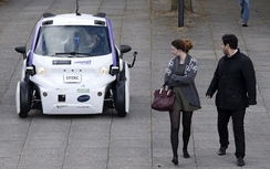 Đến 2021, ô tô không người lái sẽ di chuyển trên đường phố Anh