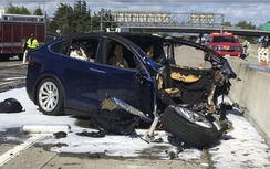 Mỹ điều tra vụ xe tự lái Tesla gây tai nạn chết người