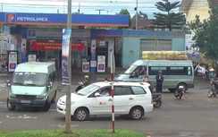 Đắk Lắk: “Bến cóc” hoạt động ngang nhiên trước cổng bến xe