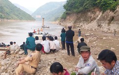 Người chăn dê cứu 7 người vụ lật thuyền trên sông Đà