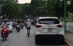 Hà Nội: Dừng đỗ phương tiện lộn xộn tại nhiều tuyến đường cấm