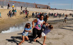 Mỹ mạnh tay đẩy lùi người di cư ở biên giới Mexico