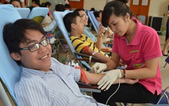 Vận động người dân hiến máu để đủ máu dự trữ trong dịp Tết