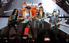 Monsoon 2016: Huyền thoại Scorpions khiến khán giả "phát cuồng"
