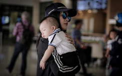 Dương Cẩm Lynh đưa con trai 5 tháng tuổi đi công tác