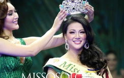 Phương Khánh đăng quang Hoa hậu Trái đất, Nam Em hành động bất ngờ